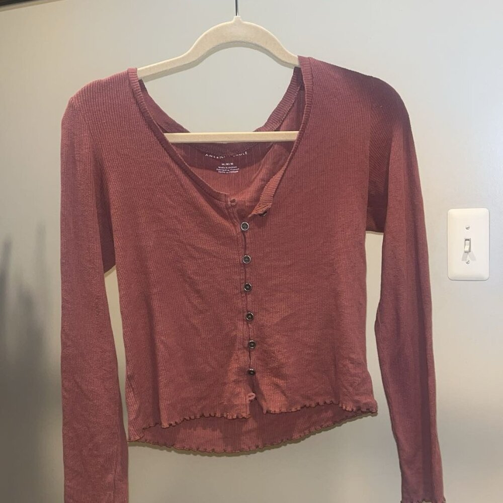 American Eagle Outfitters lettuce trim buttoned shirt